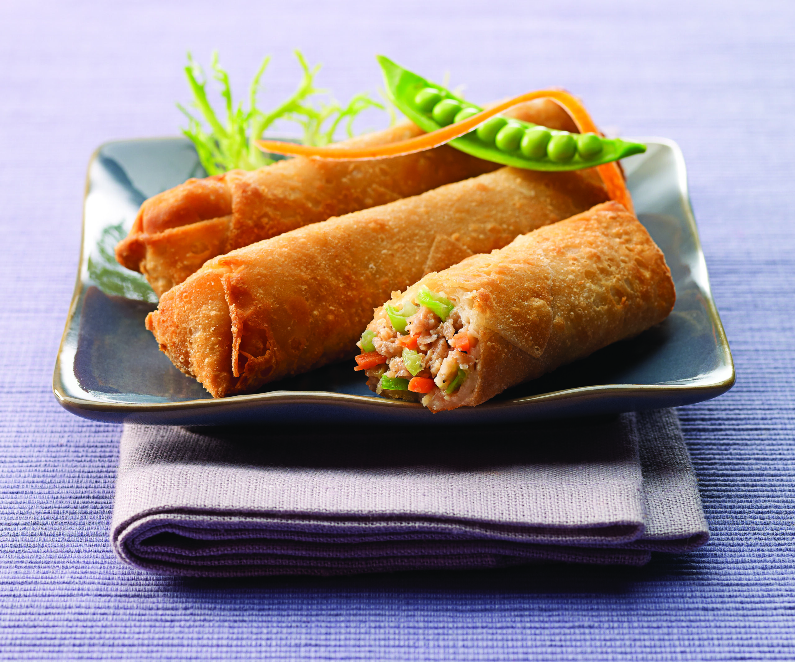 GOLDEN TIGER - Chicken & Vegetable Egg Roll 3oz - 4/18ct C&C Box