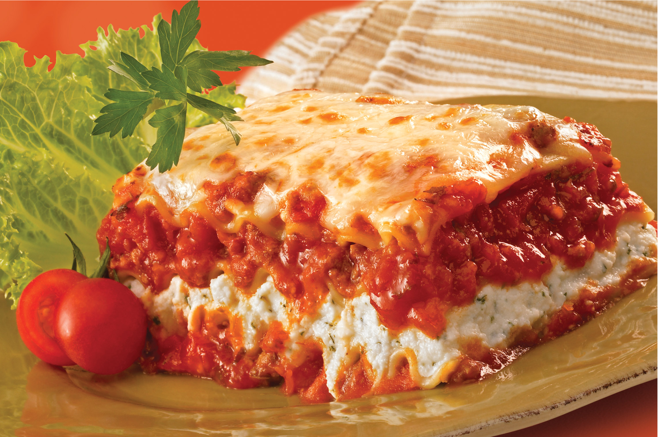 MONAS LASAGNA - 4/6 lb Trays
